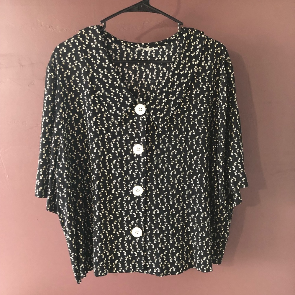 Cute bow top 🎀🎀